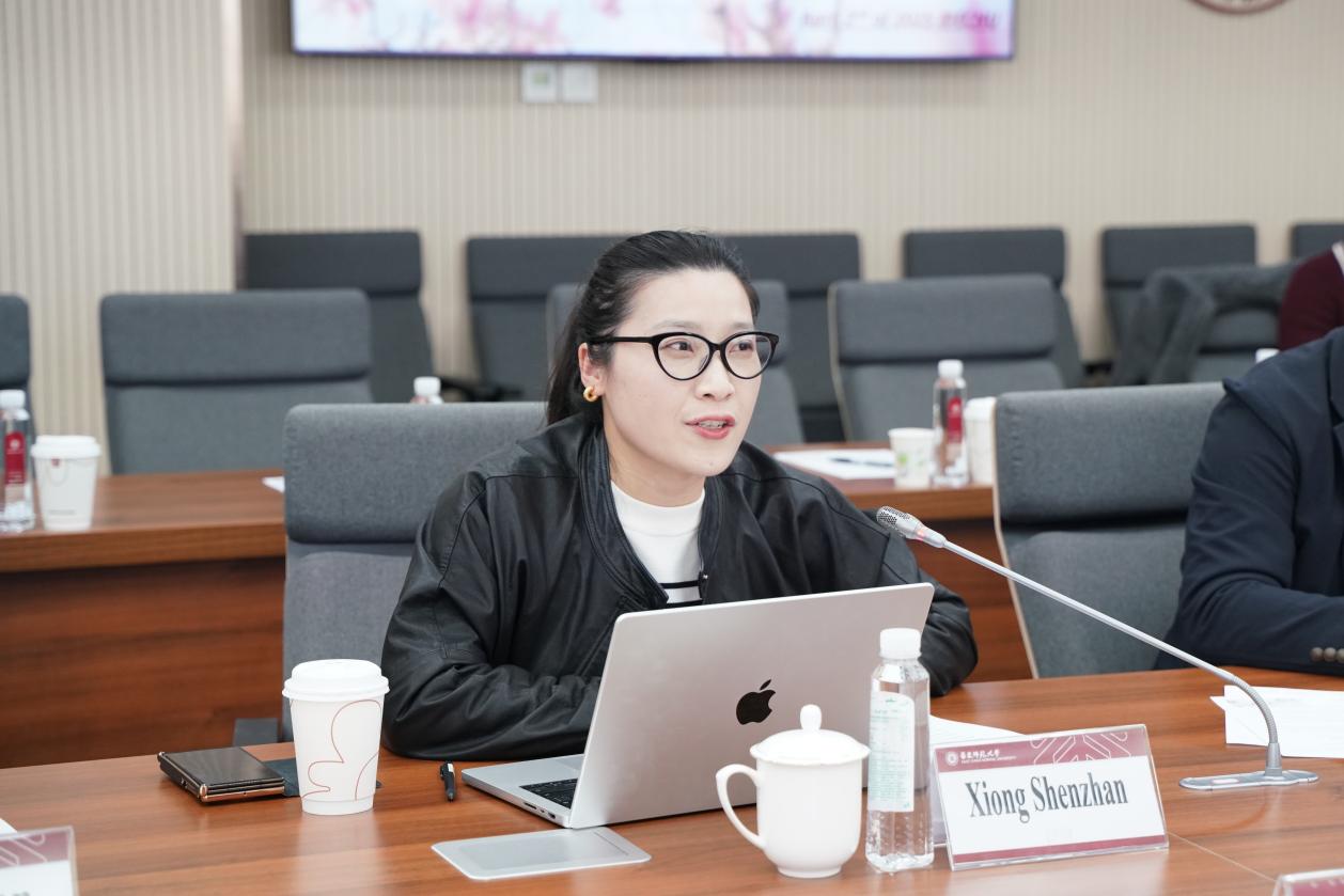 同题参见代表团成员包括该校全球参与办