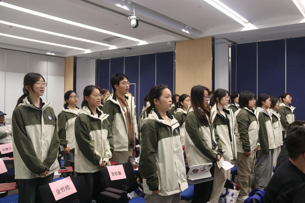后勤保障部部长刘萍
